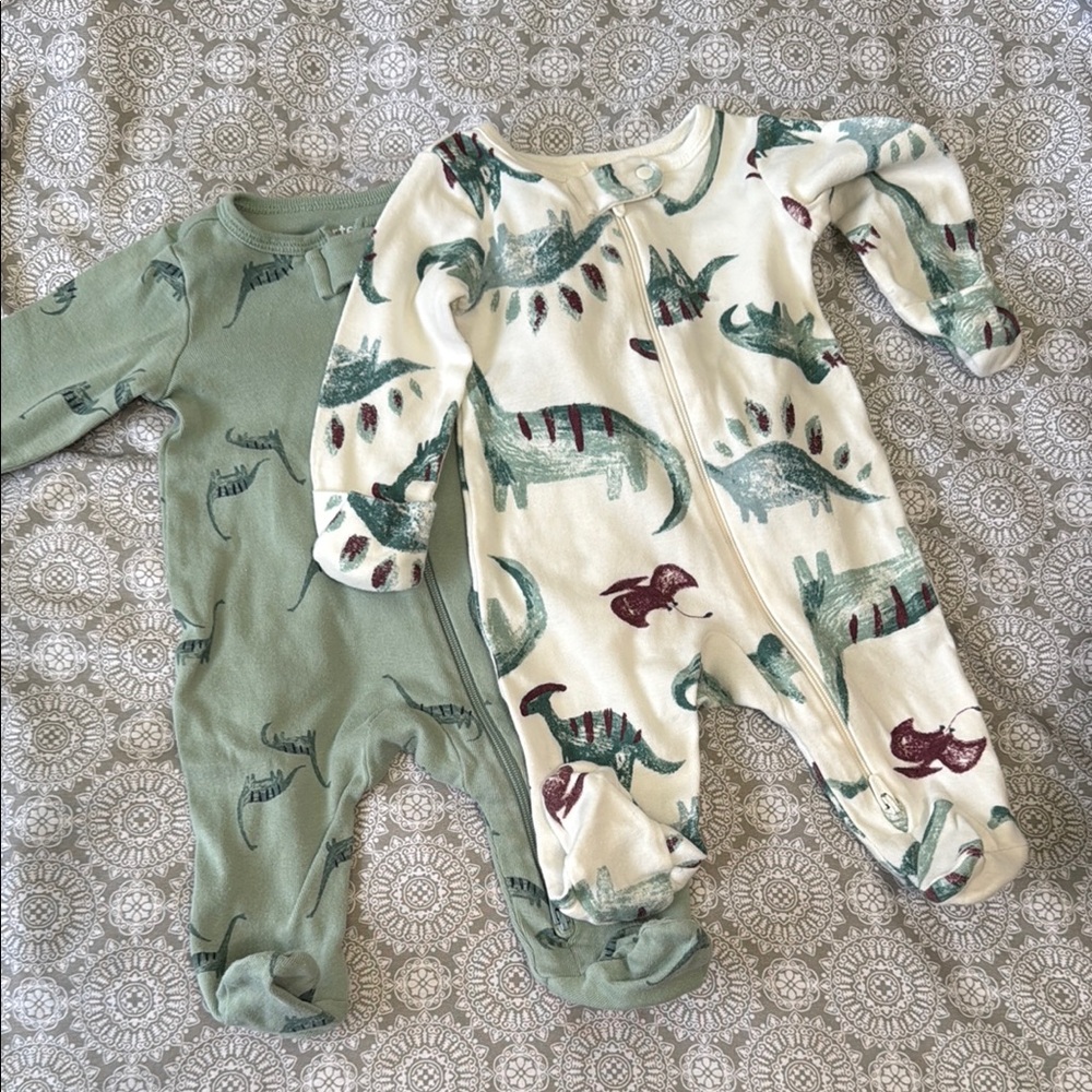 Carters NB Dino footie set